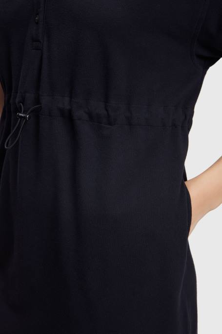 Esprit Kleidid naised must delfiinide tenniseklubi plisseeritud polokleit Z24R501